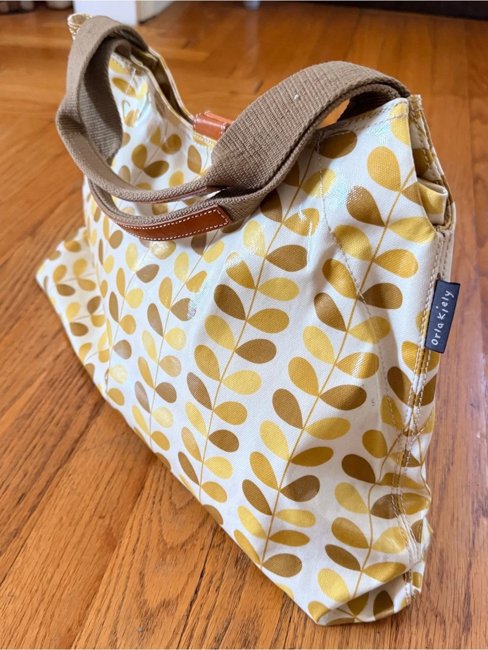 Orla Kiely Yellow and Tan Leaf-Print Hobo Bag. Shoulder bag
